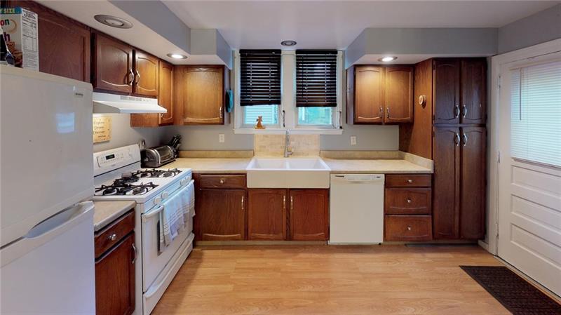 453 North Chestnut Street Butler, PA 16001 - Photo 8 of 22 Gallery Image 8