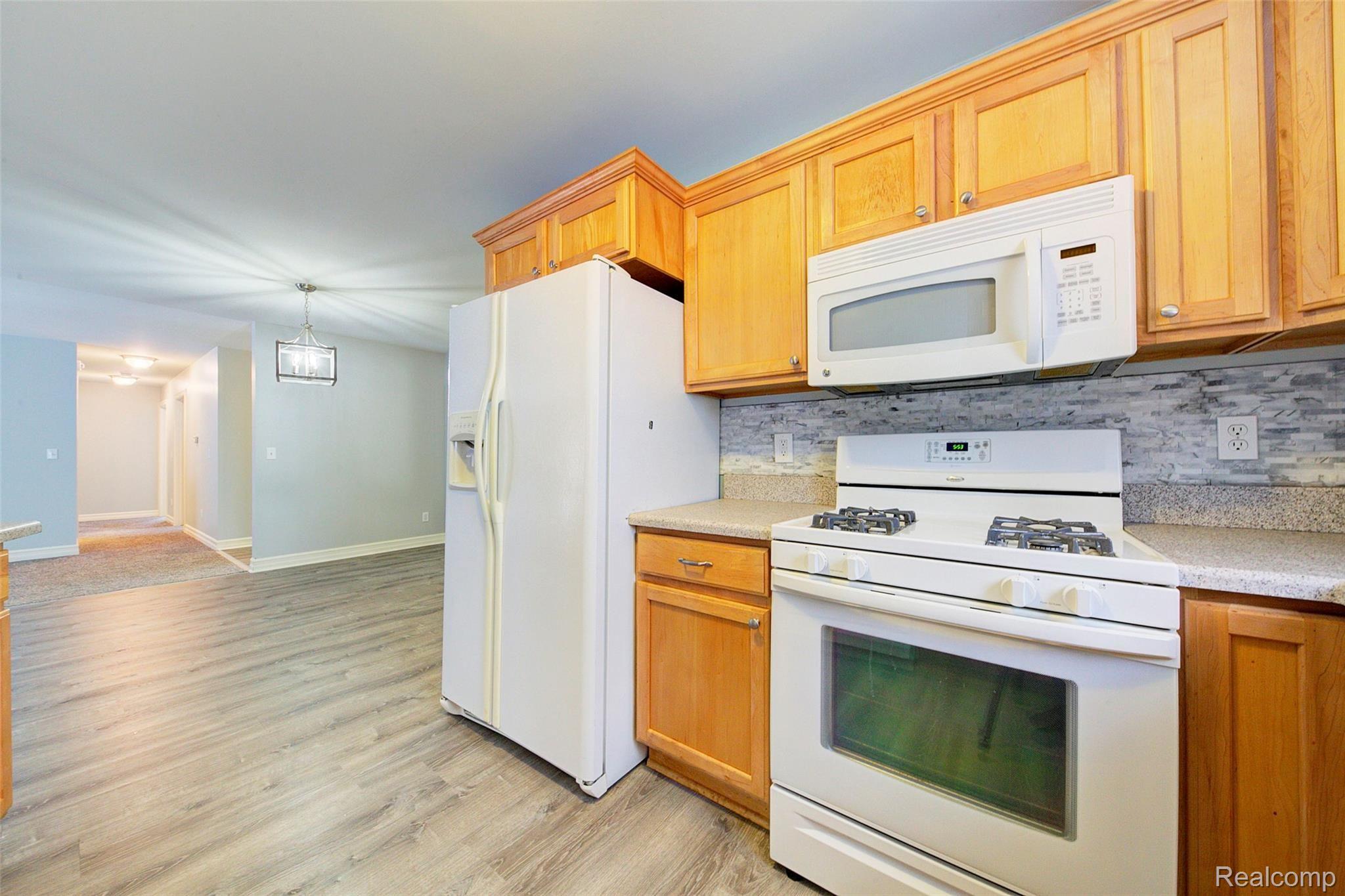 6935 Rickett Road Brighton, MI 48116 - Photo 15 of 33 930A1173_4_5.jpg