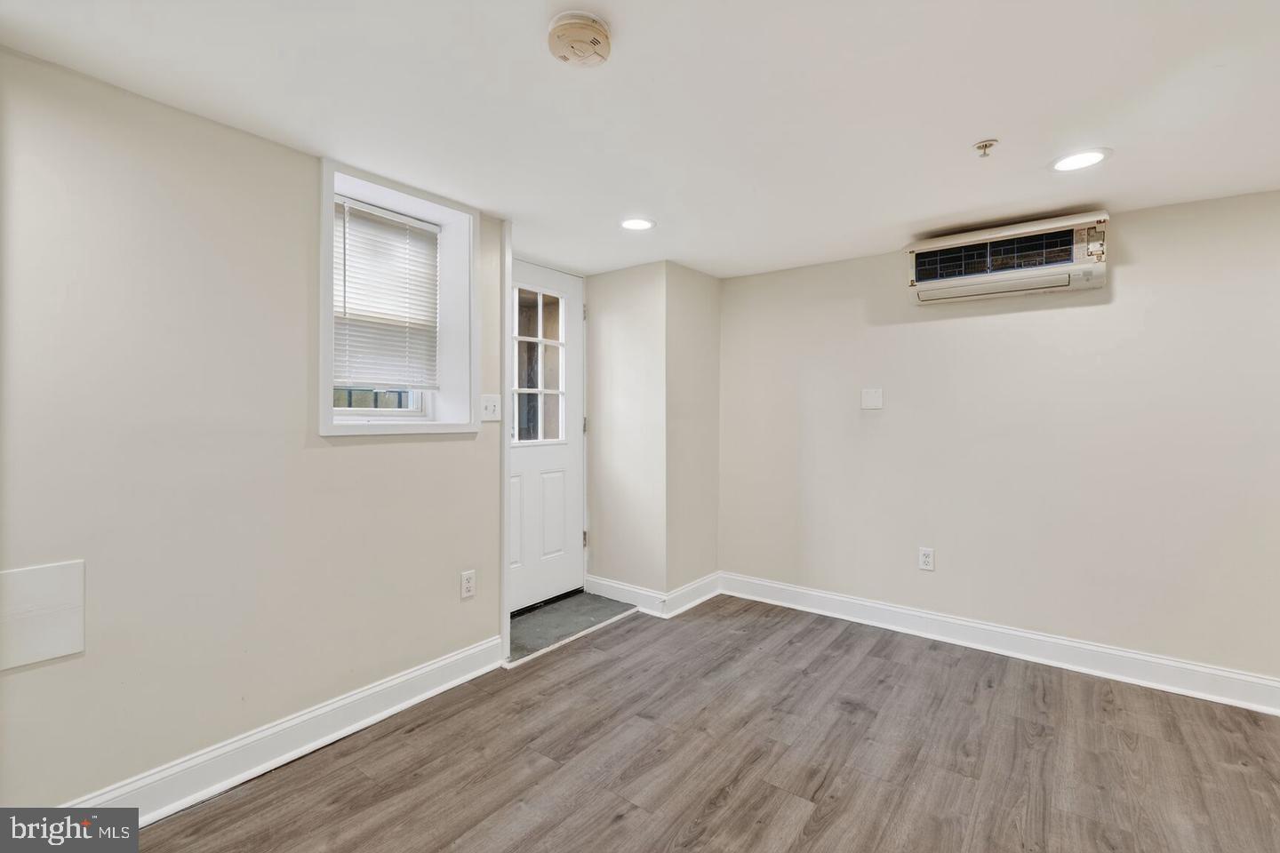 113 15th Street Southeast Washington, DC 20003 - Photo 15 of 24 Unit #1 - Main area