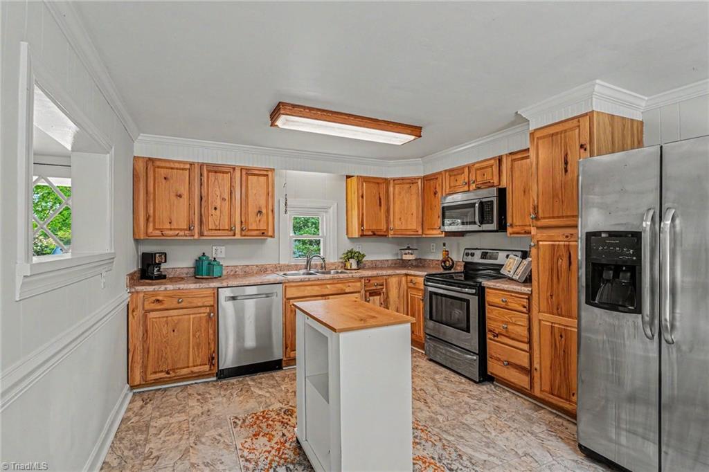 8124 East Harrell Road Oak Ridge, NC 27310 - Photo 14 of 43