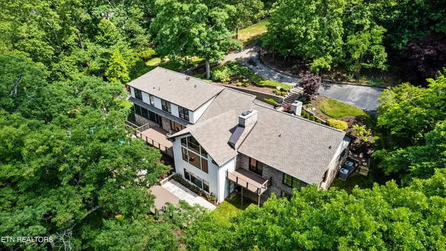 $4,600,000 | 902 Twin Coves Circle, Lenoir City, TN 37772