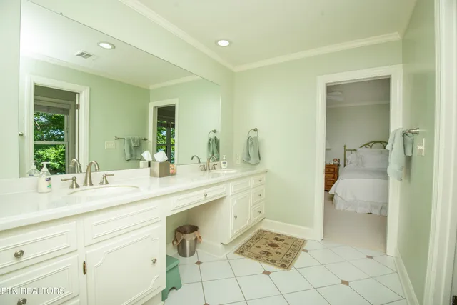 $4,600,000 | 902 Twin Coves Circle, Lenoir City, TN 37772