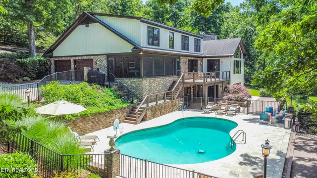 $4,600,000 | 902 Twin Coves Circle, Lenoir City, TN 37772