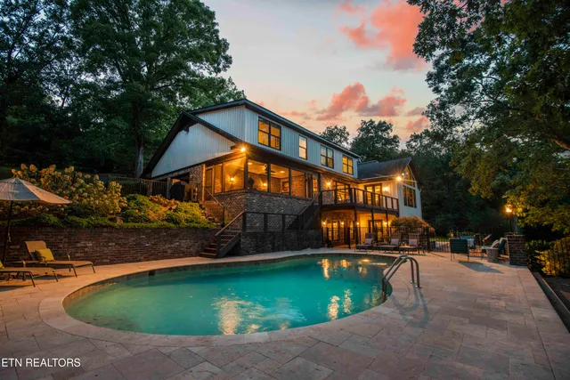 $4,600,000 | 902 Twin Coves Circle, Lenoir City, TN 37772