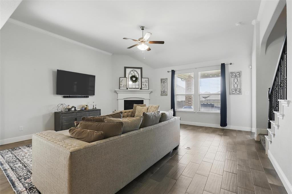 14825 Complacent Way Aledo, TX 76008 - Photo 15 of 40