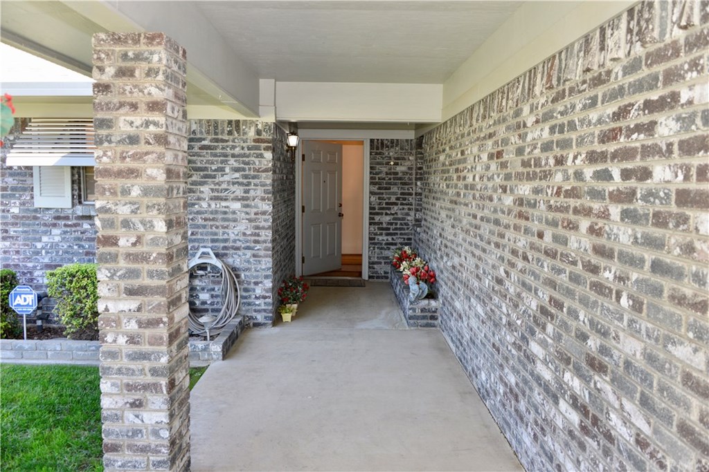 1064 Emory Way Merced, CA 95341 - Photo 1 of 1 Gallery Image 1