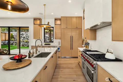 $3,570,000 | 11315 113th Place Northeast, Kirkland, WA 98033