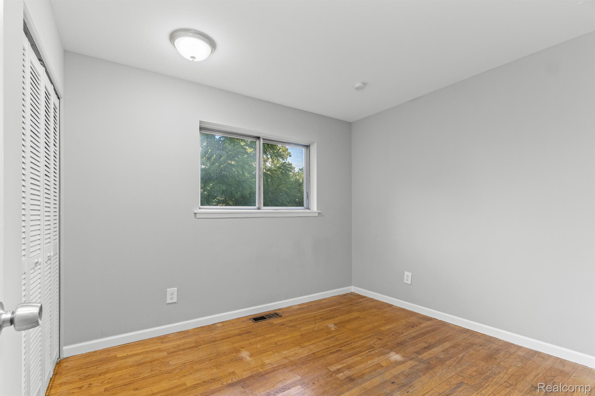 211 Bert Lane Inkster, MI 48141 - Photo 10 of 27 Gallery Image 10