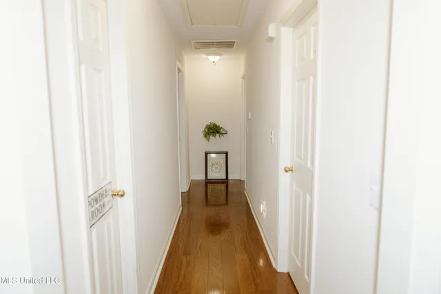 $289,000 | 311 Longleaf Drive, Flowood, MS 39232