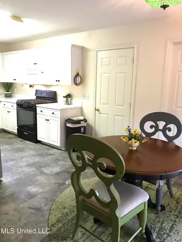 $289,000 | 311 Longleaf Drive, Flowood, MS 39232