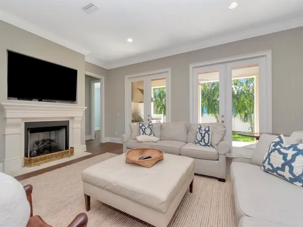 $12,000 | 4508 West Vasconia Street, Tampa, FL 33629