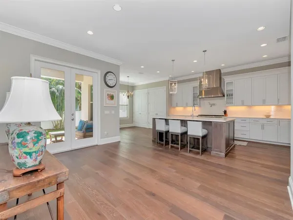 $12,000 | 4508 West Vasconia Street, Tampa, FL 33629