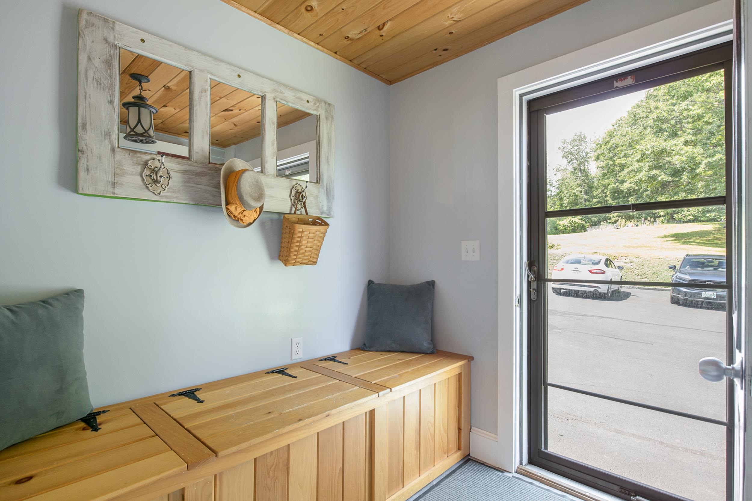330 Knox Marsh Road Madbury, NH 03823 - Photo 2 of 59