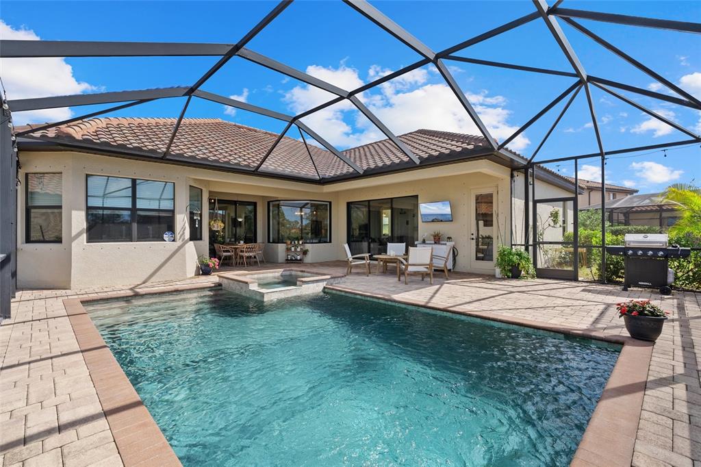 20655 Valprato Court Venice, FL 34293 - Photo 3 of 58
