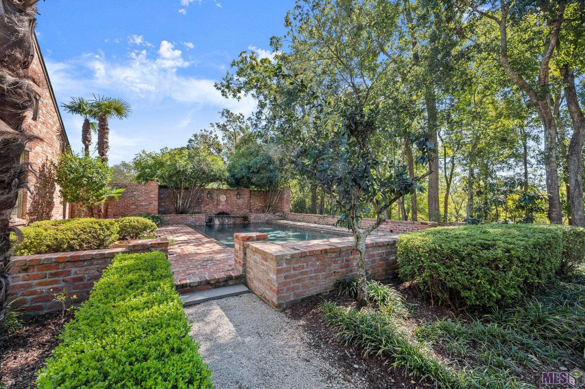 16026 Highland Bluff Court Baton Rouge, LA 70810 - Photo 3 of 59