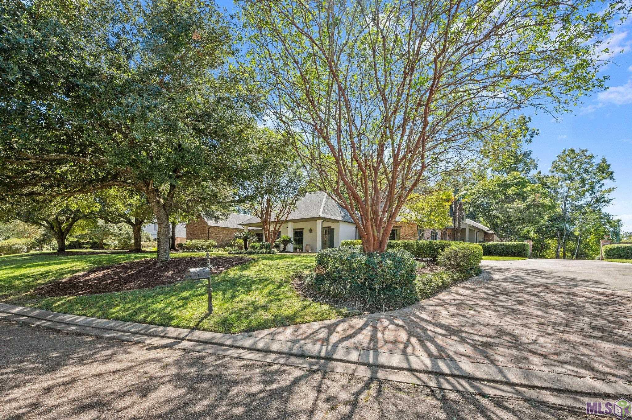 16026 Highland Bluff Court Baton Rouge, LA 70810 - Photo 8 of 59