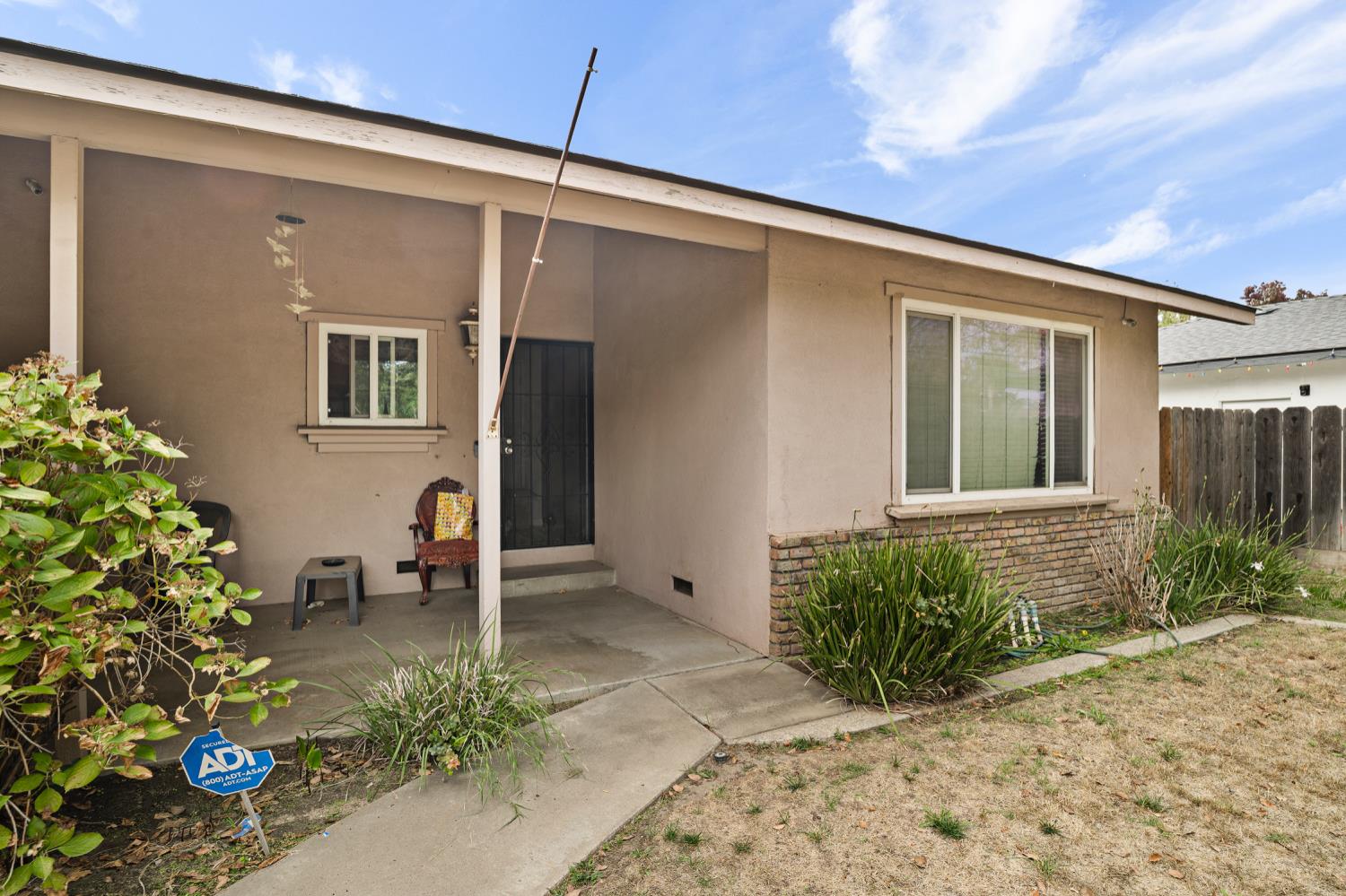 3141 Lisa Drive Modesto, CA 95350 - Photo 4 of 29 a view of a back yard of the house