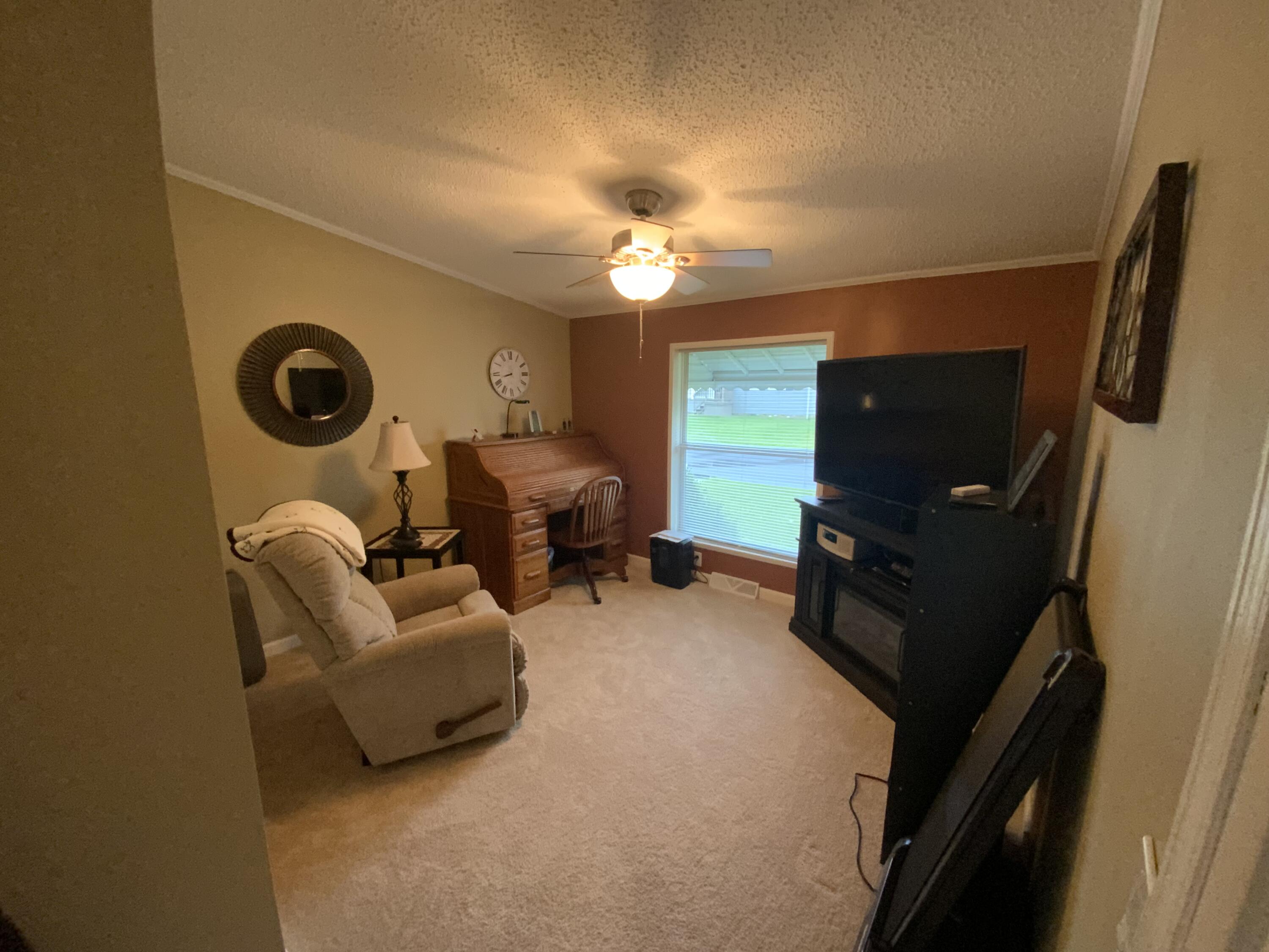 3840 Jarrow Street Jackson, MI 49201 - Photo 6 of 10 IMG_1031