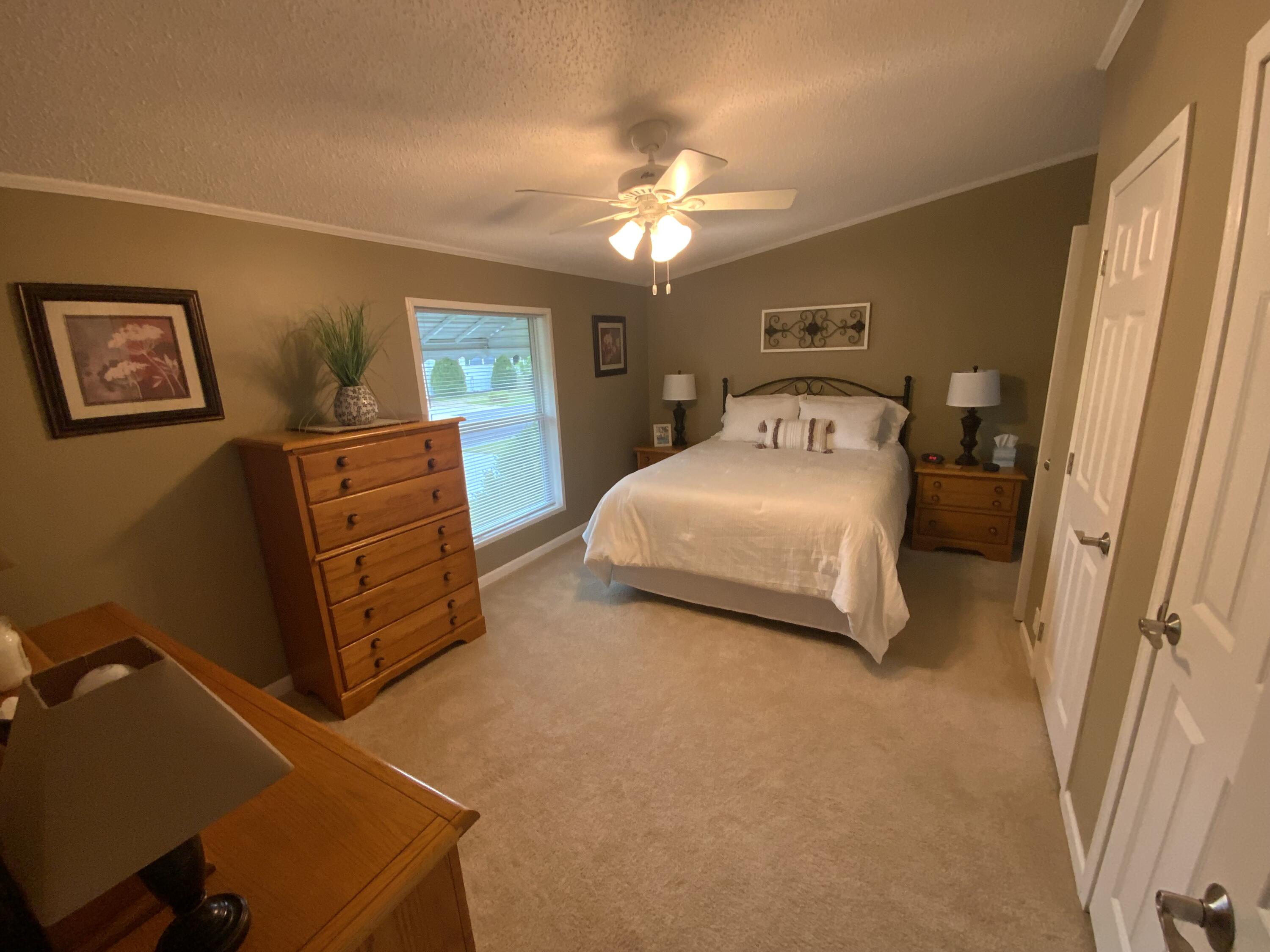 3840 Jarrow Street Jackson, MI 49201 - Photo 9 of 10 IMG_1033