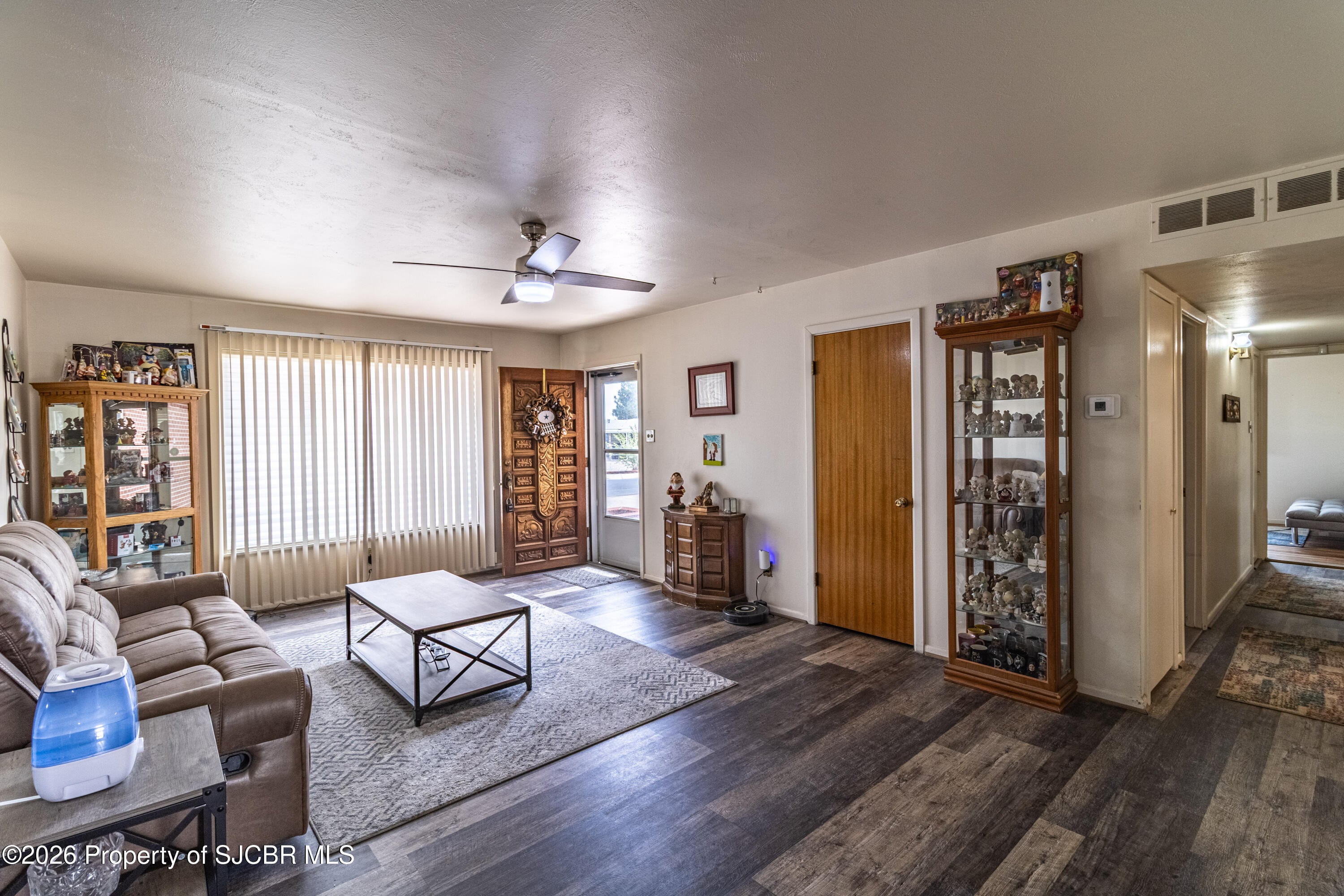 2513 Ridgecrest Drive Farmington, NM 87401 - Photo 2 of 51 Gallery Image 2