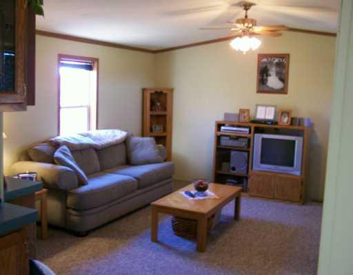 220 Bullcreek Road Butler, PA 16002 - Photo 3 of 6 Living Room.