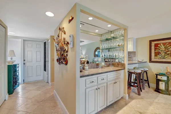 $6,000 | 1555 Northeast Ocean Boulevard, Unit 402, Jensen Beach, FL 34957