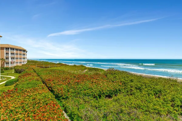 $6,000 | 1555 Northeast Ocean Boulevard, Unit 402, Jensen Beach, FL 34957