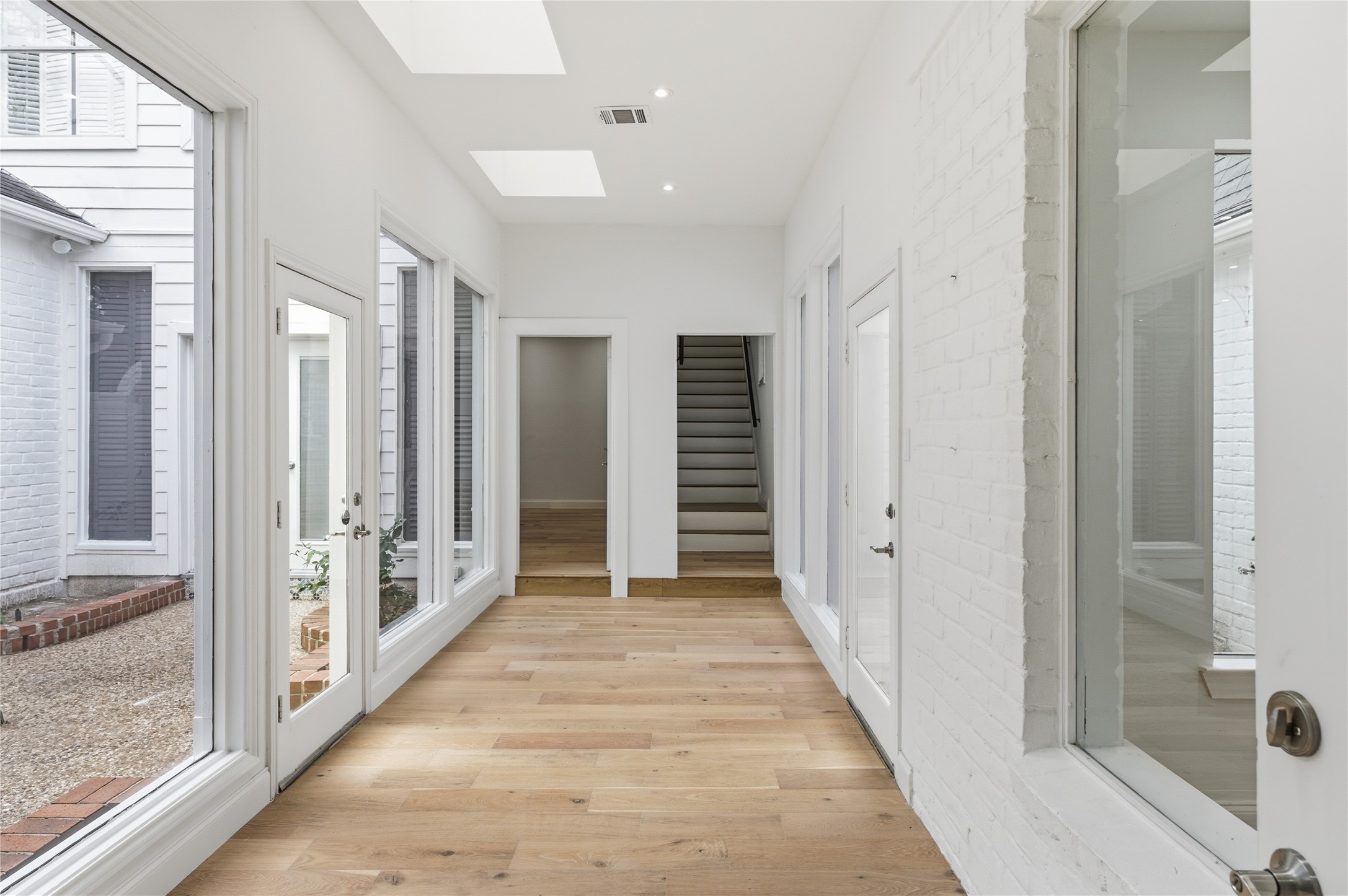 15827 Foxgate Road Houston, TX 77079 - Photo 15 of 37