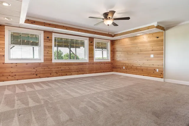 $899,000 | 14949 Saunders Road, Pecatonica, IL 61063