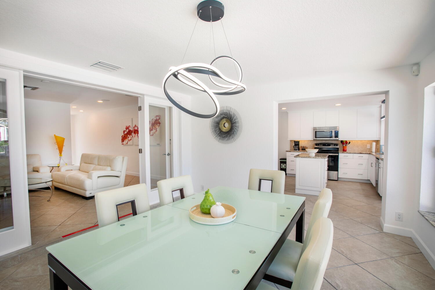 2631 Northeast 48th Street Lighthouse Point, FL 33064 - Photo 7 of 16 Dining Room 5