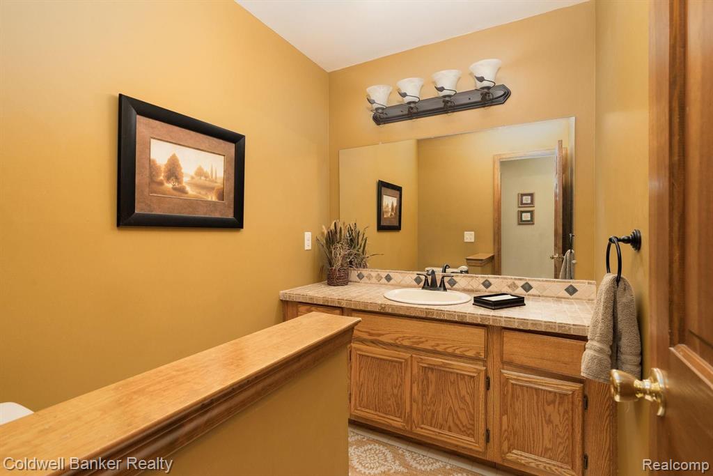 3181 Summit Ridge Drive Rochester Hills, MI 48306 - Photo 22 of 53