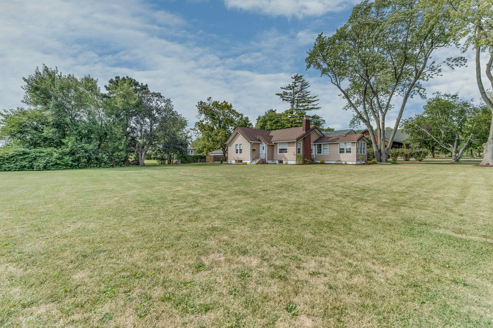 2901 Caton Farm Road Joliet, IL 60435 - Photo 2 of 25