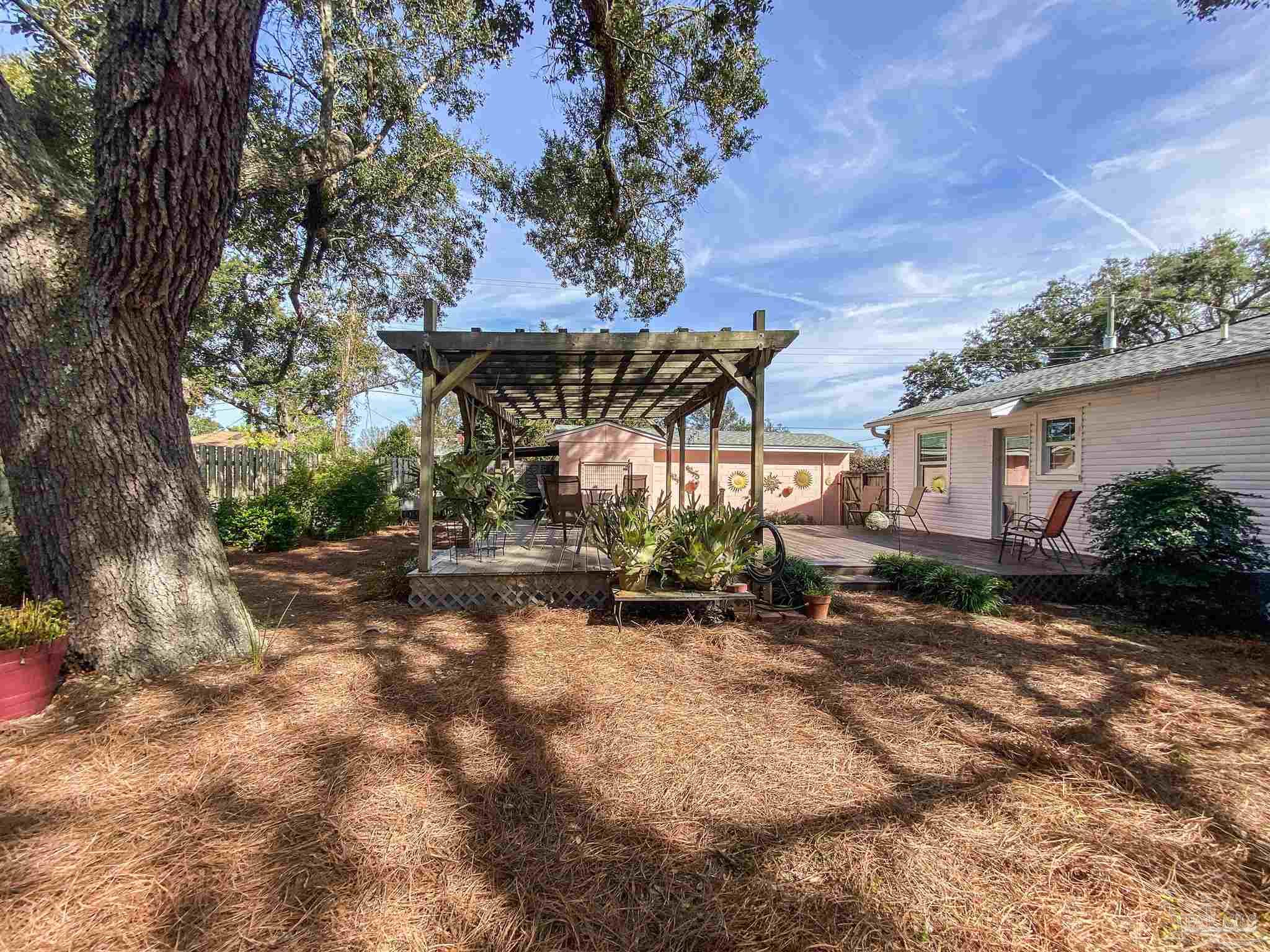 303 Southeast Kalash Road Pensacola, FL 32507 - Photo 25 of 43