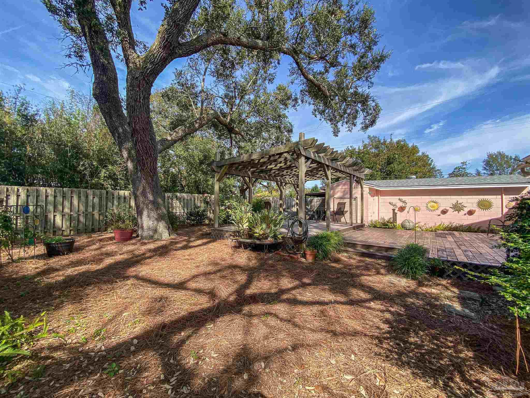 303 Southeast Kalash Road Pensacola, FL 32507 - Photo 27 of 43