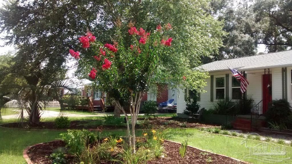 303 Southeast Kalash Road Pensacola, FL 32507 - Photo 35 of 43