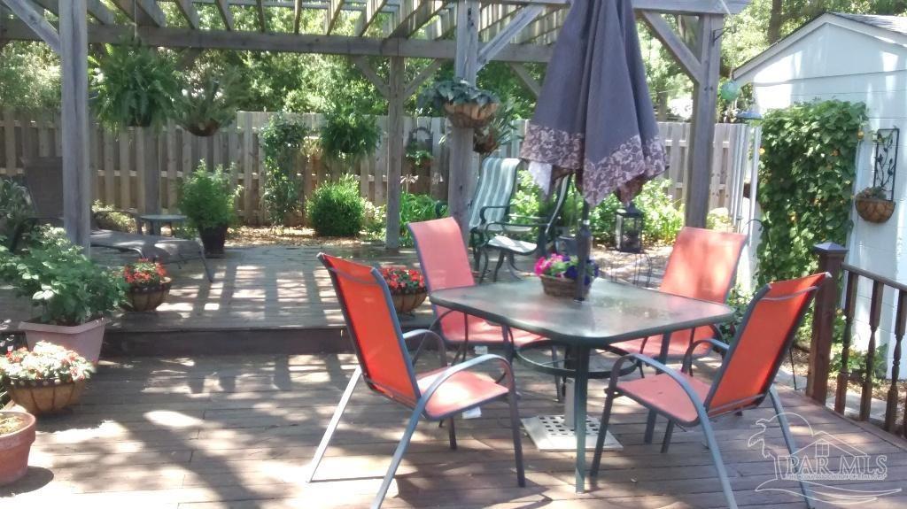 303 Southeast Kalash Road Pensacola, FL 32507 - Photo 38 of 43