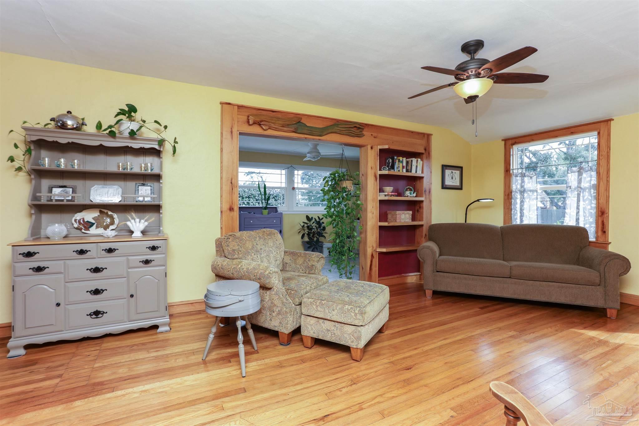 303 Southeast Kalash Road Pensacola, FL 32507 - Photo 6 of 43