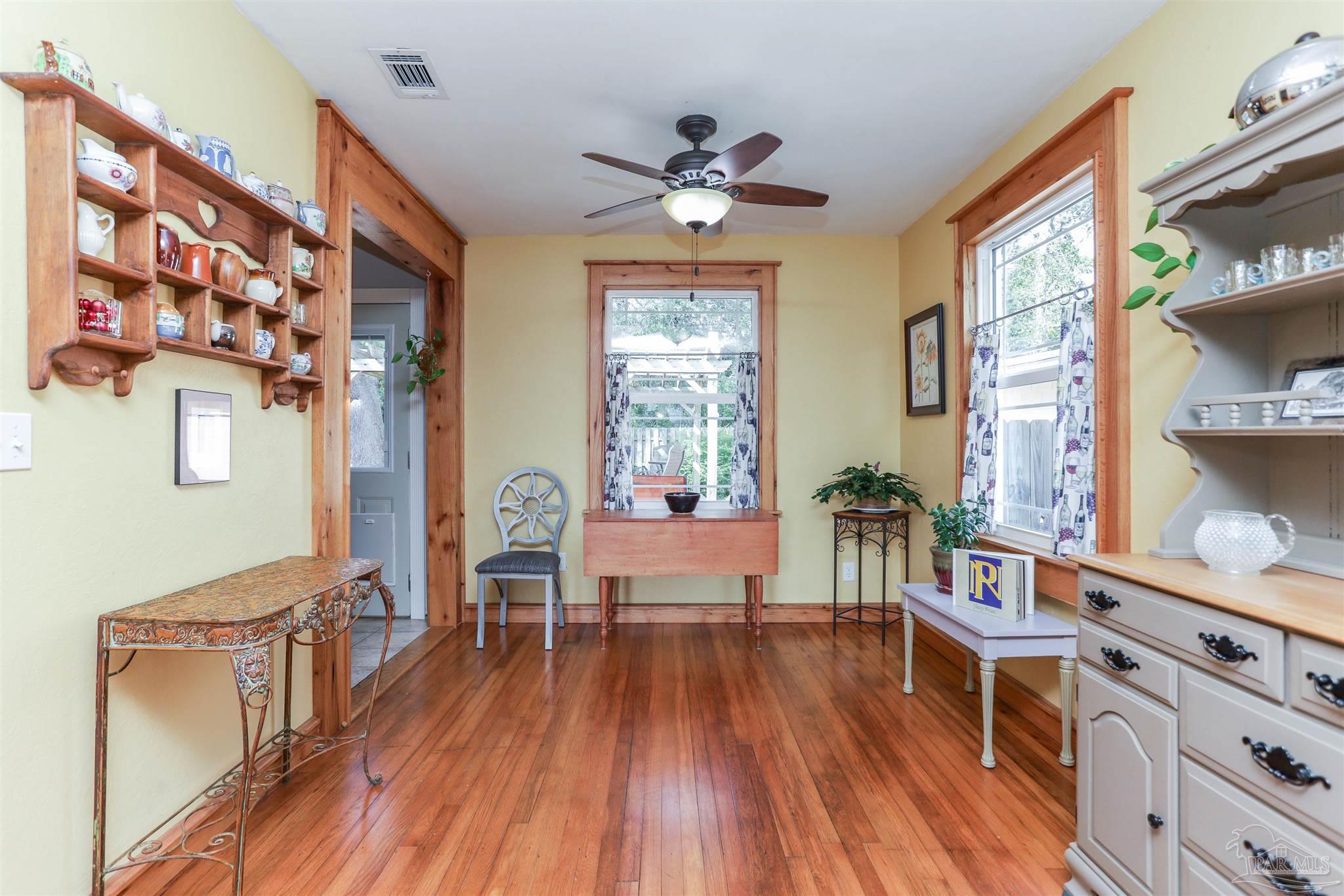 303 Southeast Kalash Road Pensacola, FL 32507 - Photo 7 of 43