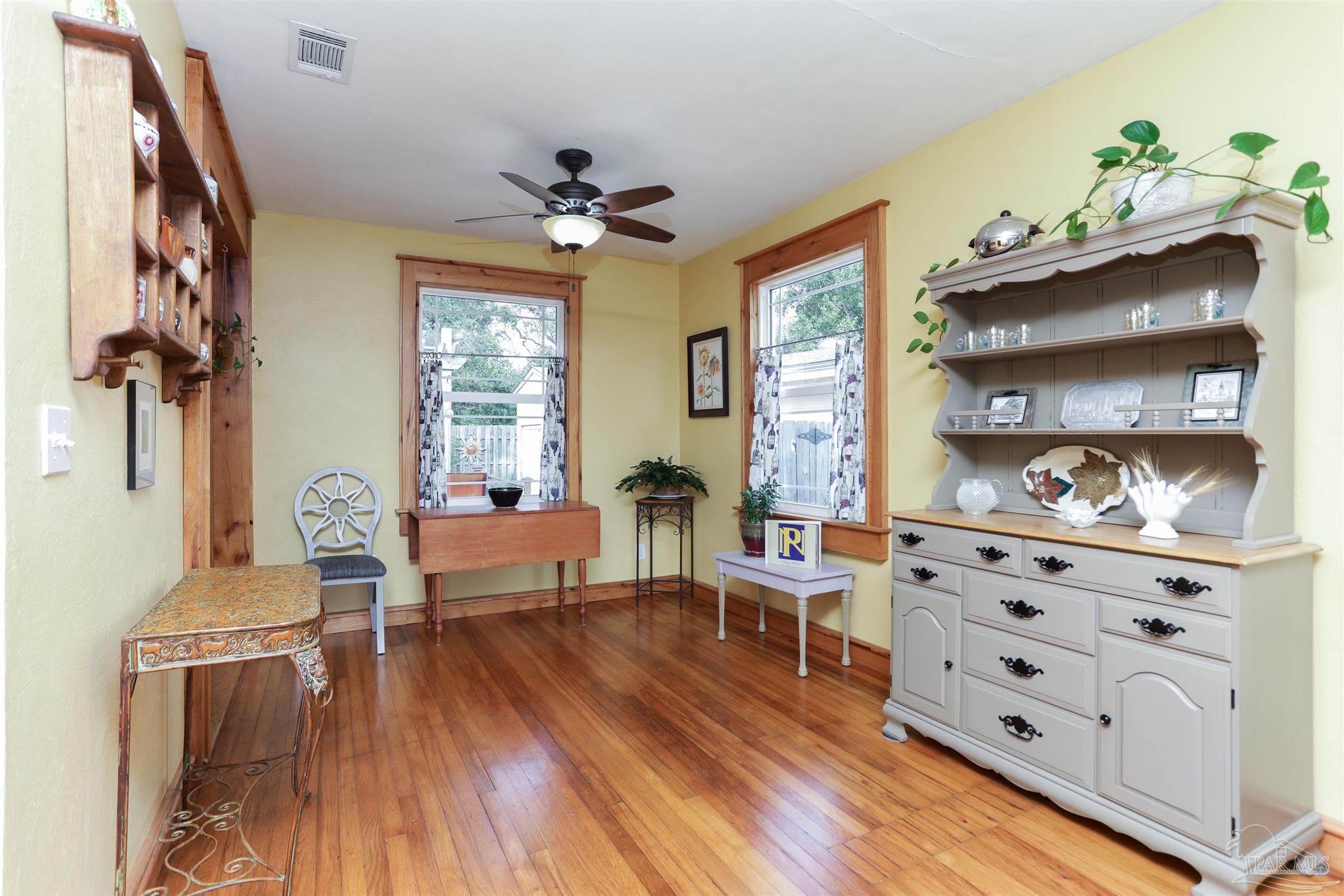 303 Southeast Kalash Road Pensacola, FL 32507 - Photo 8 of 43