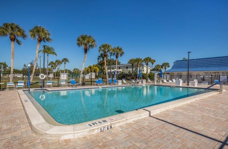 970 Jolanda Circle Venice, FL 34285 - Photo 26 of 34 a view of a swimming pool from a balcony