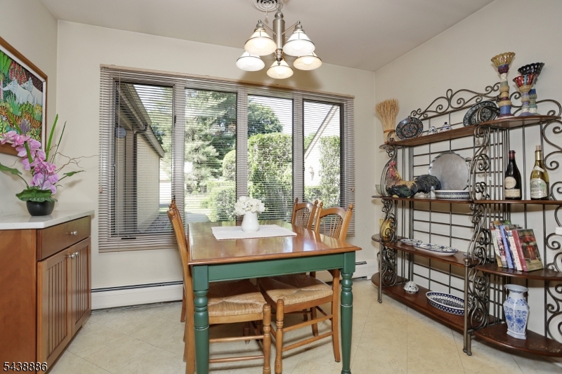 504 Aspen Lane Wyckoff, NJ 07481 - Photo 17 of 40