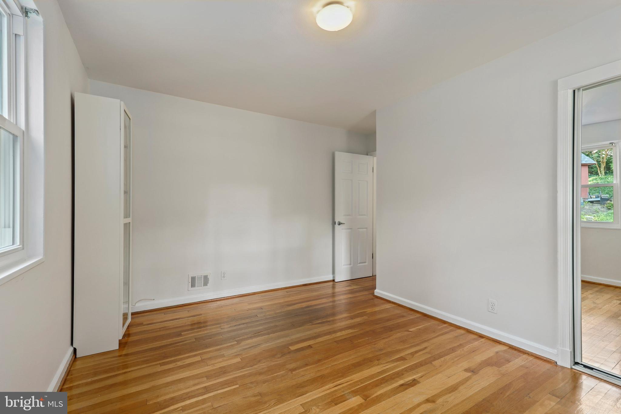 1514 Flora Court Silver Spring, MD 20910 - Photo 16 of 43