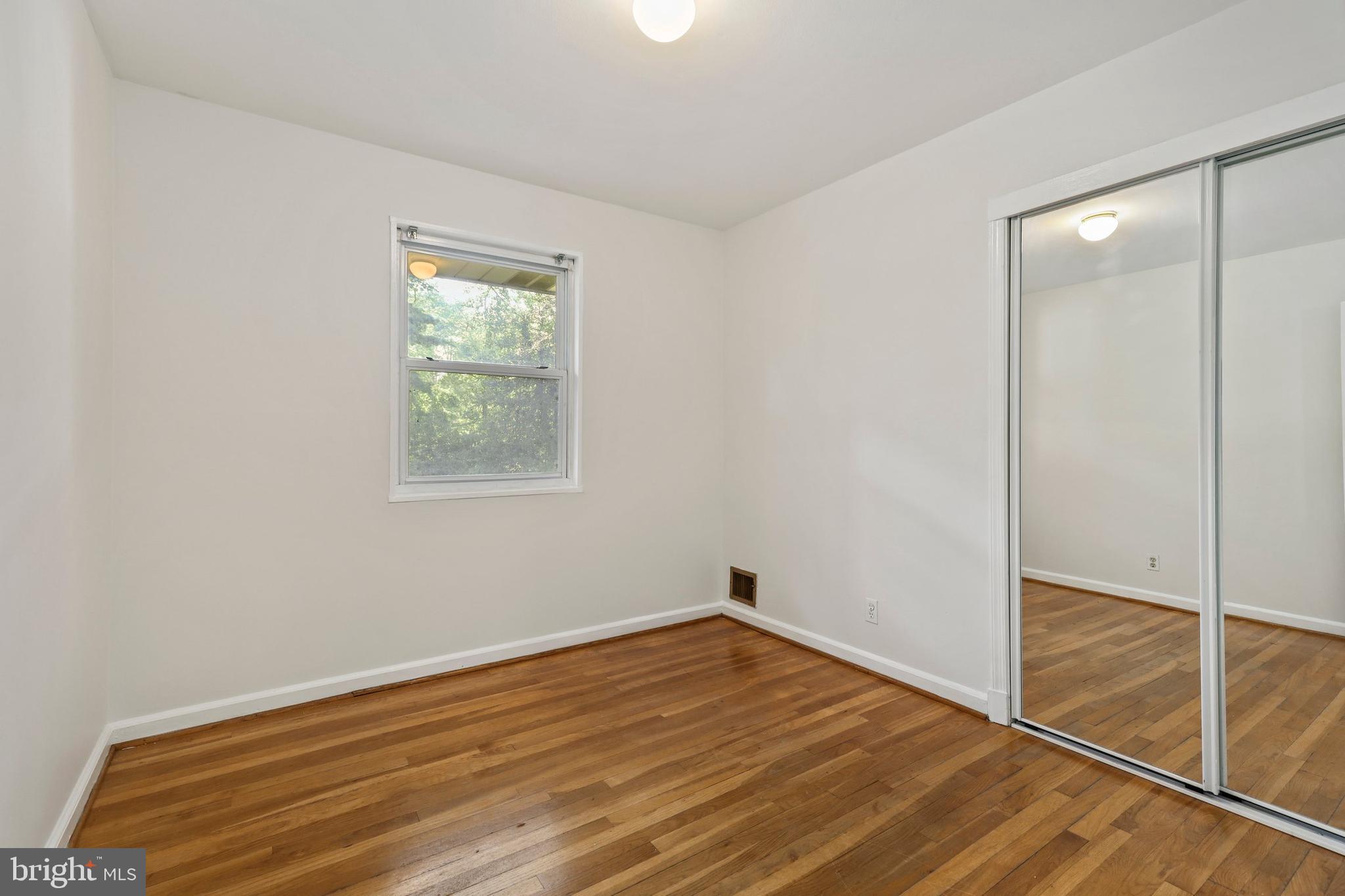 1514 Flora Court Silver Spring, MD 20910 - Photo 17 of 43