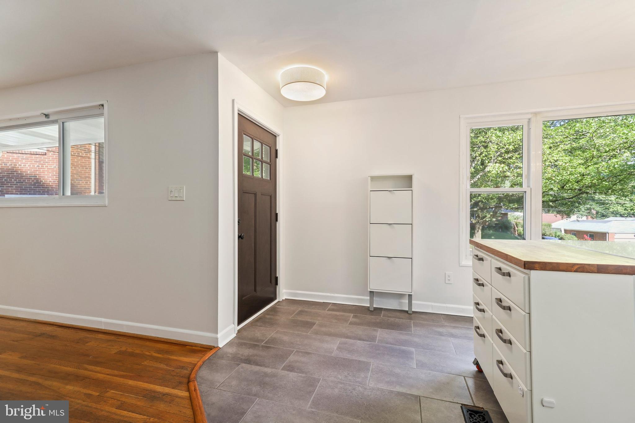 1514 Flora Court Silver Spring, MD 20910 - Photo 3 of 43