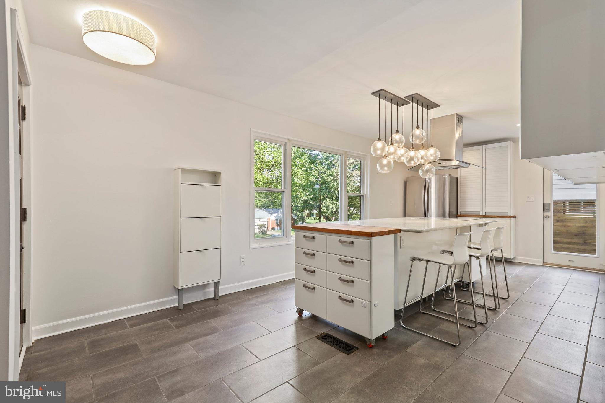 1514 Flora Court Silver Spring, MD 20910 - Photo 4 of 43