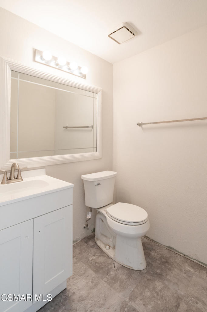 4240 Lost Hills Road, Unit 3302 Calabasas, CA 91301 - Photo 22 of 27 a bathroom with a sink toilet and mirror