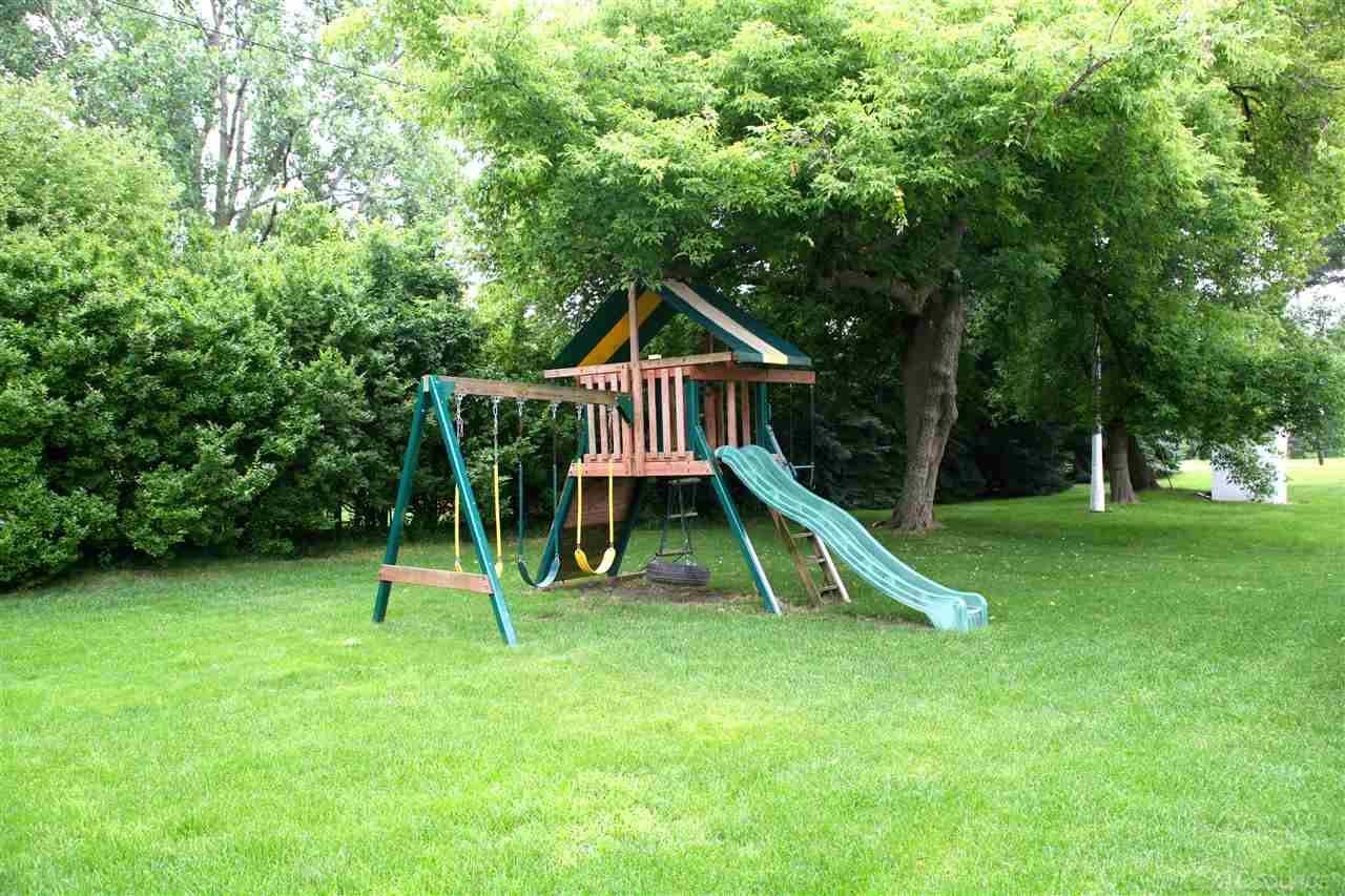 957 Hadley Road Rochester Hills, MI 48307 - Photo 20 of 23