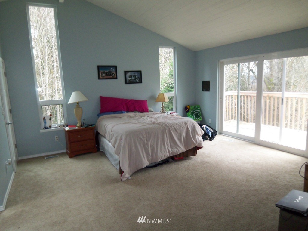 22911 3rd Avenue Southeast Bothell, WA 98021 - Photo 7 of 15
