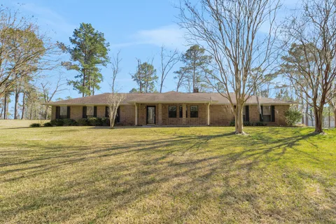 $475,000 | 41 Holly Glen, Point Blank, TX 77364