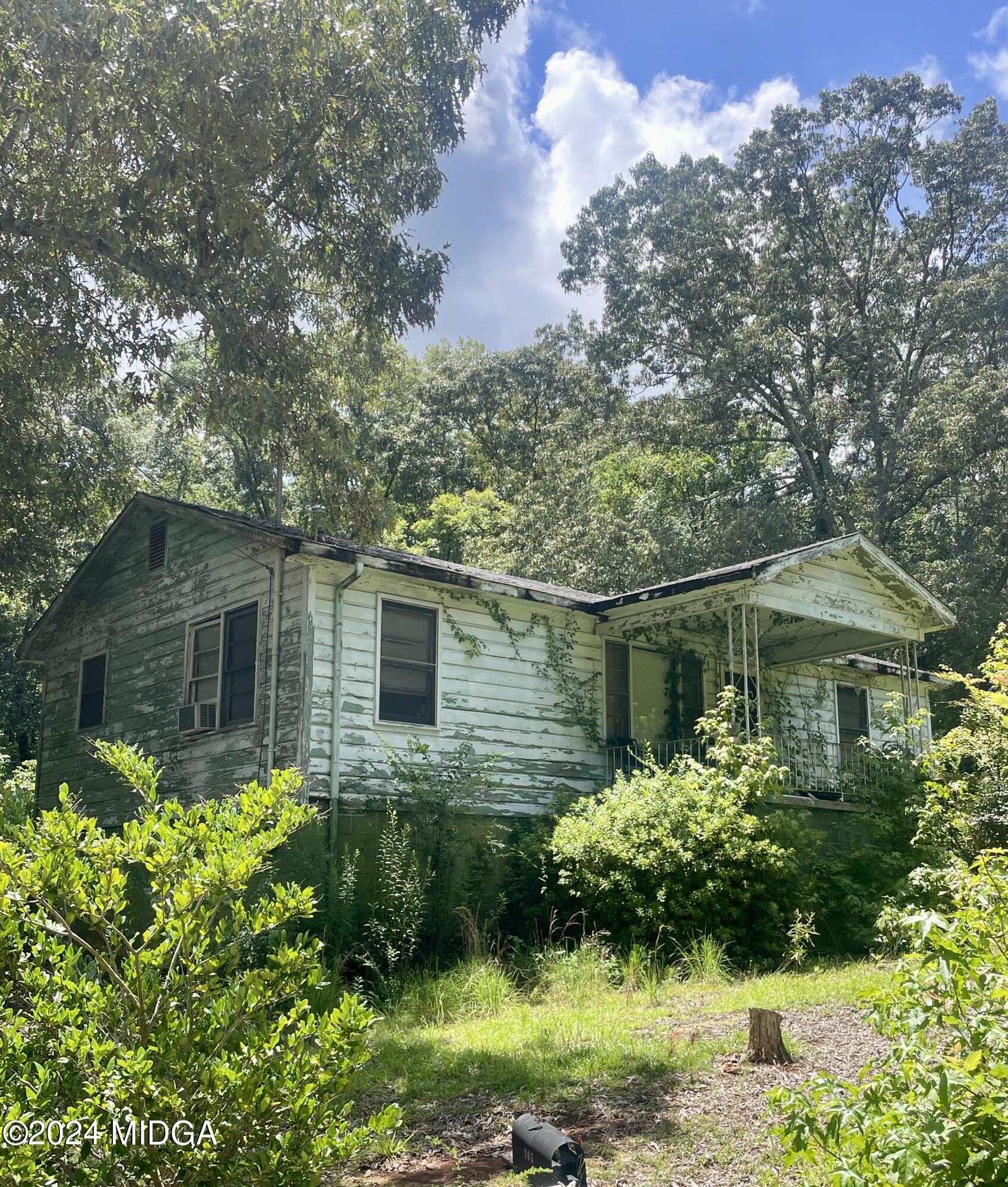205 Solomon Street Forsyth, GA 31029 - Photo 1 of 1 IMG_4648
